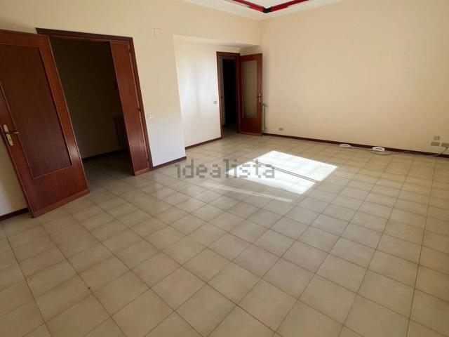 Appartamento in vendita di 135 m² in Via Pitagora, 54