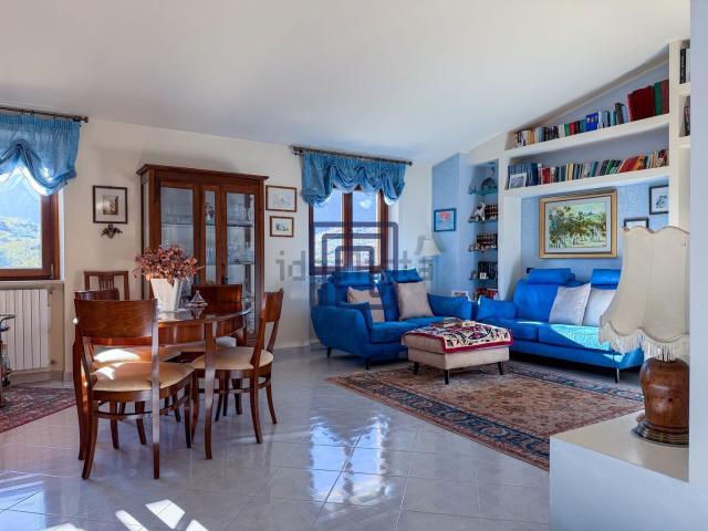 Appartamento in vendita di 135 m² in Via Piano Madonna di Loreto, 18