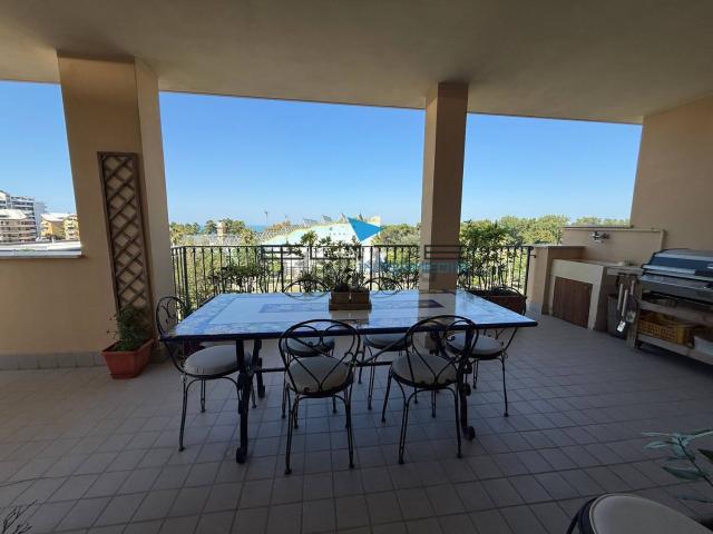 Appartamento in vendita di 135 m² in Via Pier Paolo Pasolini, 1