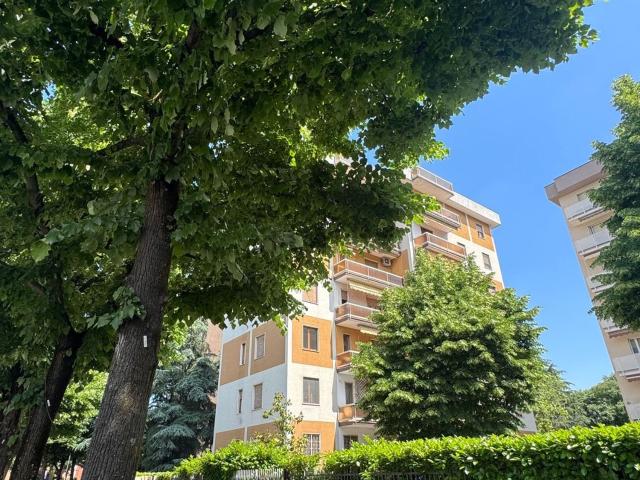 Appartamento in vendita di 135 m² in Via Pietro Motti