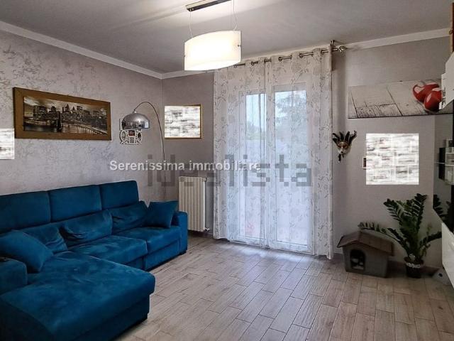 Appartamento in vendita di 135 m² in Via Roma
