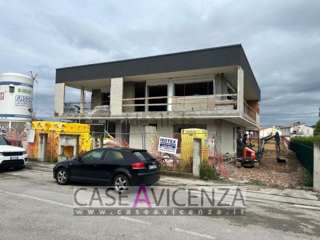 Appartamento in vendita di 135 m² in Via Roma C
