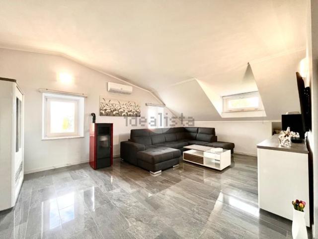 Appartamento in vendita di 135 m² in Via Ragazzi del &apos 99, 15