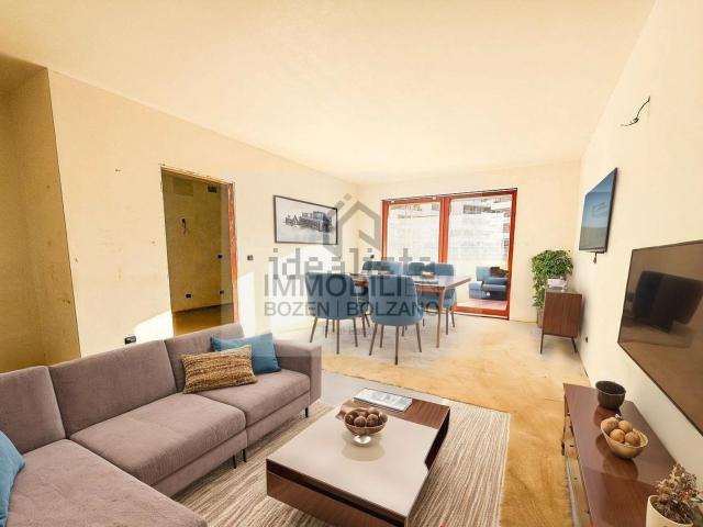 Appartamento in vendita di 135 m² in Via Renon, 12