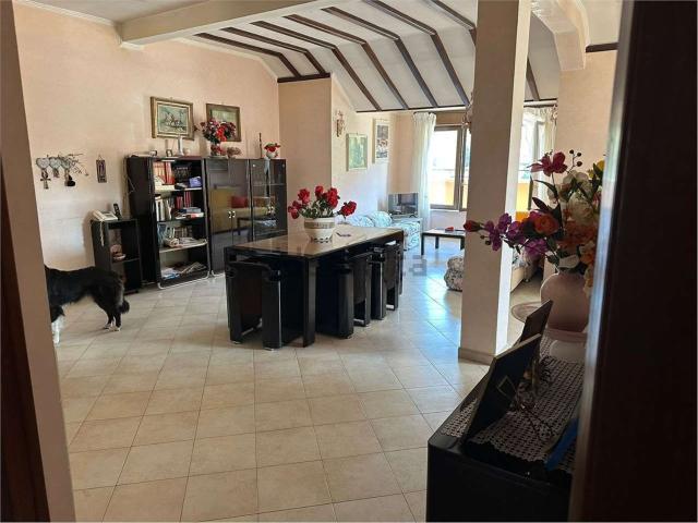 Appartamento in vendita di 135 m² in Via Riccardo Marroni, 2