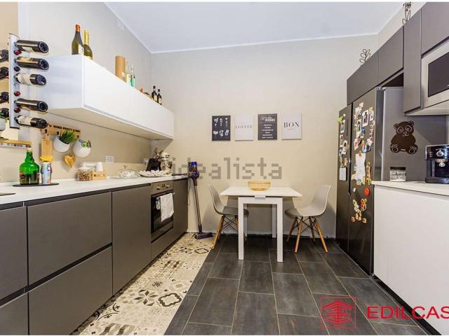 Appartamento in vendita di 135 m² in Via Tommaso Edison