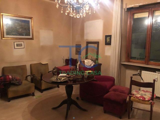 Appartamento in vendita di 135 m² in Via Taverna Giuseppe
