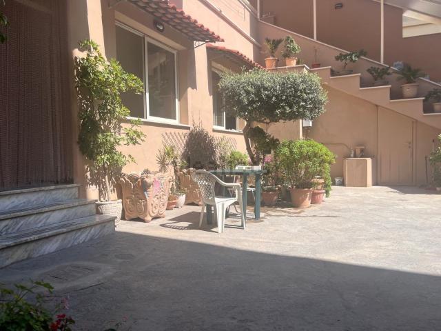 Appartamento in vendita di 135 m² in Via Trento, 44