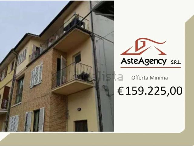 Appartamento in vendita di 135 m² in Via Trento, 81