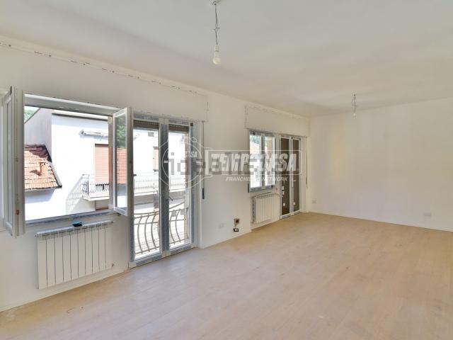 Appartamento in vendita di 135 m² in Via Uberto da Canturio