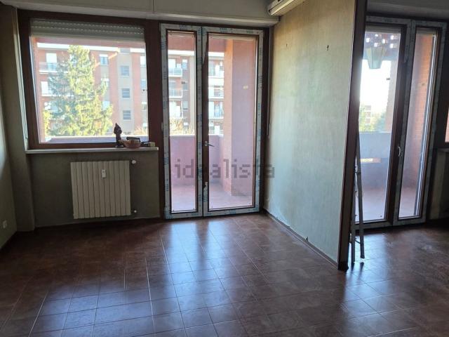Appartamento in vendita di 135 m² in Via Vittorio Moccagatta