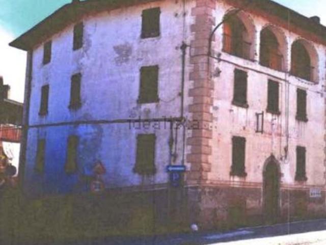 Appartamento in vendita di 135 m² in Via Vittorio Veneto, 28