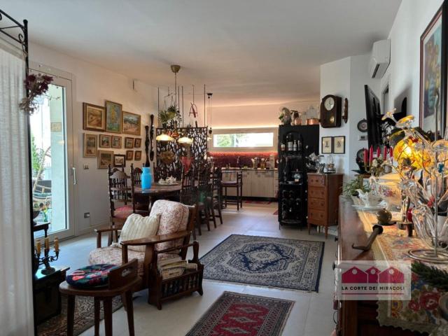 Appartamento in vendita di 143 m² in Via Vianelle