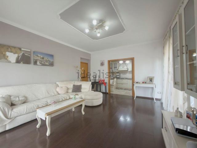 Appartamento in vendita di 135 m² in Via Vincenzo Merolla, 9