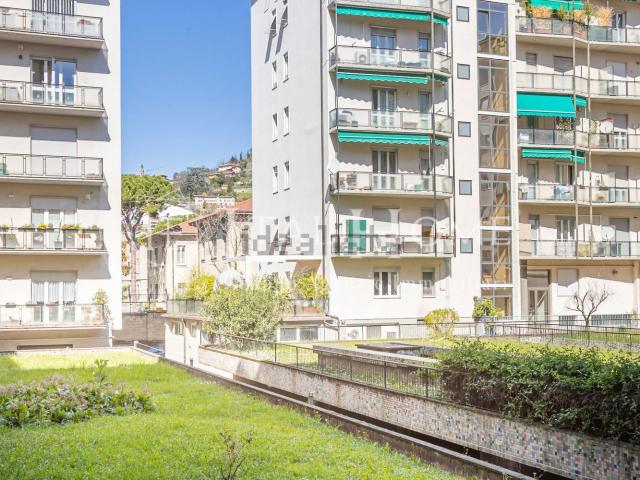Appartamento in vendita di 135 m² in Via XXIV Maggio, 2