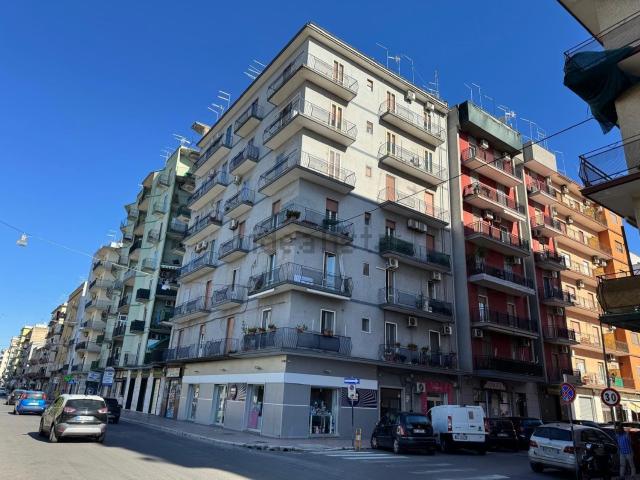 Appartamento in vendita di 135 m² in Via Zara, 1