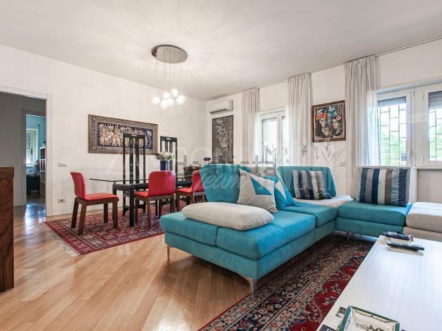 Appartamento in vendita di 135 m² in Viale Camillo Sabatini, 102