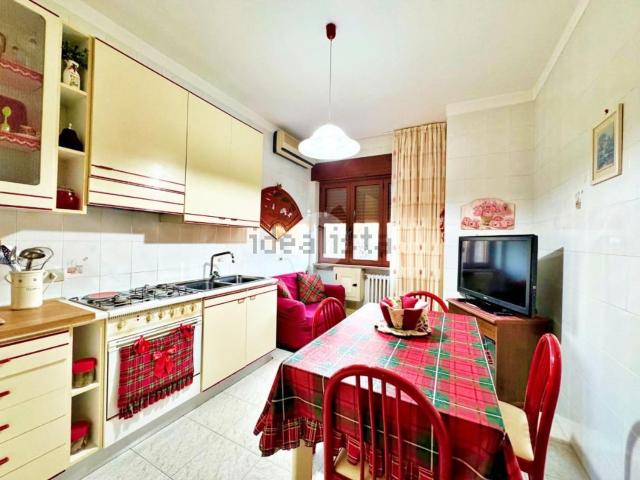 Appartamento in vendita di 135 m² in Viale Dante Alighieri, 31