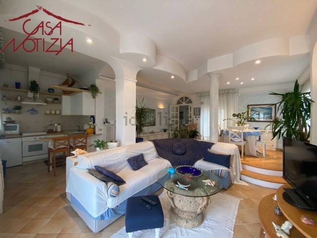 Appartamento in vendita di 135 m² in Viale Ermenegildo Pistelli