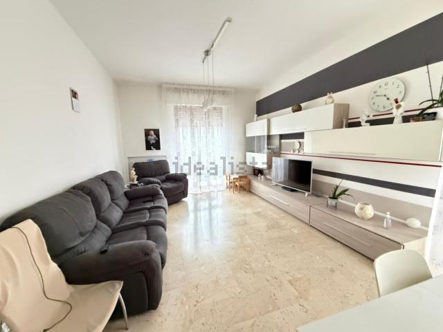 Appartamento in vendita di 135 m² in Viale Felice Cavallotti