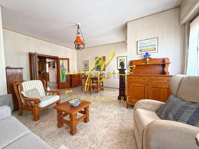 Appartamento in vendita di 135 m² in Viale Fratelli Rosselli