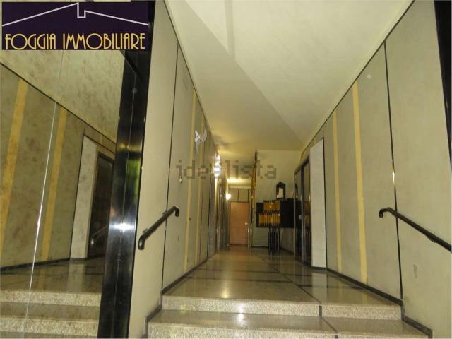 Appartamento in vendita di 135 m² in Viale Orazio, 77