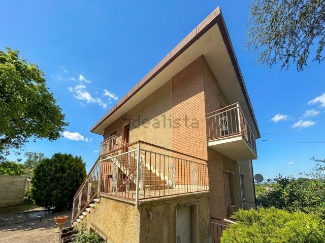 Appartamento in vendita di 135 m² in Borgo Santa Croce, 147