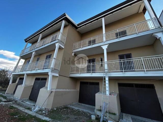Appartamento in vendita di 135 m² in Contrada Monte Chirico, 13