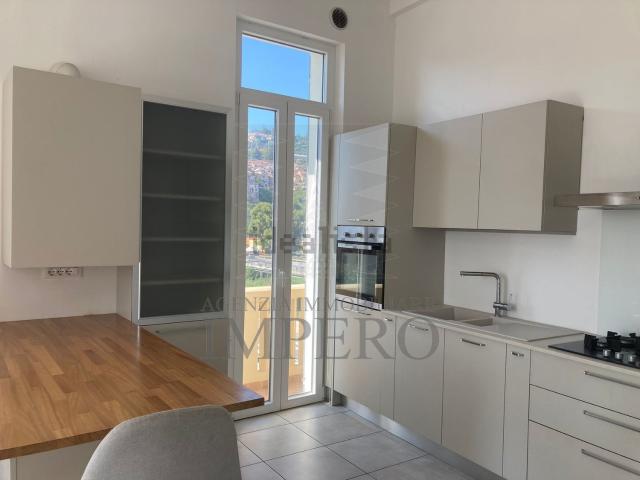 Appartamento in vendita di 135 m² in Largo Torino, 10
