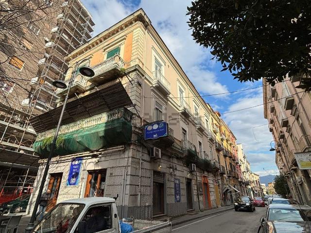 Appartamento in vendita di 135 m² in Piazza Giuseppe Zanardelli