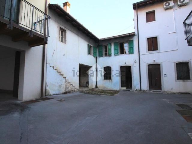 Appartamento in vendita di 135 m² in Piazza I Maggio, 15