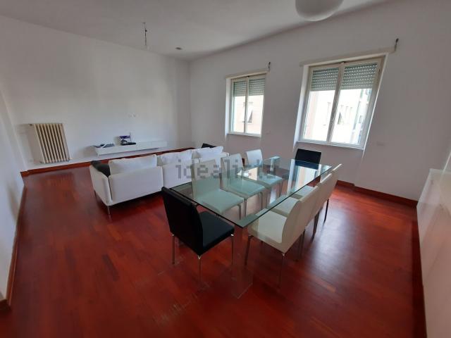 Appartamento in vendita di 135 m² in Piazza Roma, 4