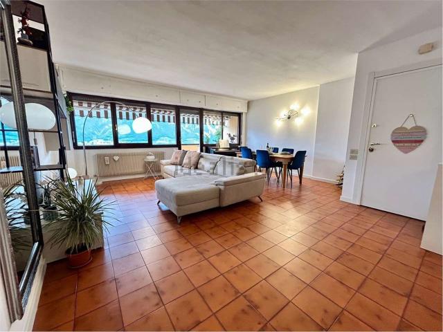 Appartamento in vendita di 135 m² in Strada delle Tabarelle, 188