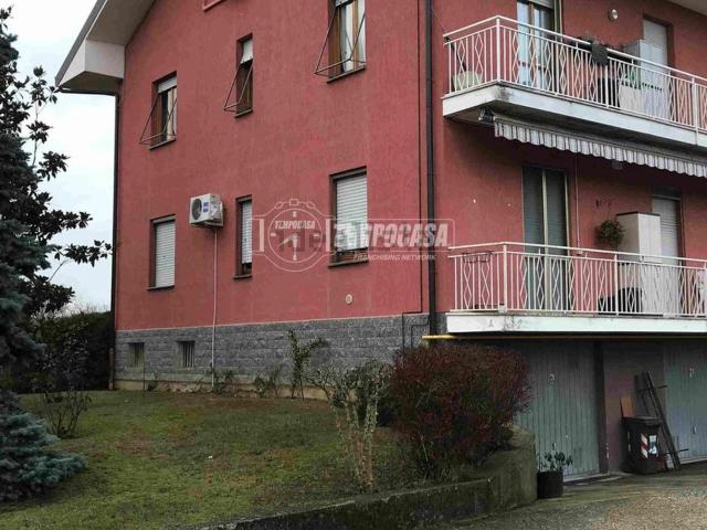 Appartamento in vendita di 135 m² in Strada Provinciale della Val Cerrina