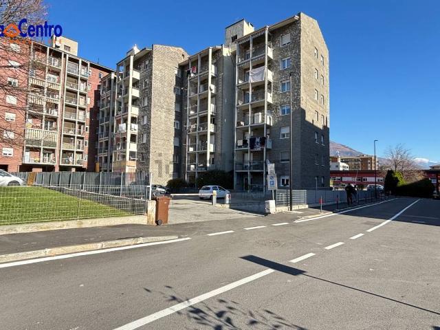 Appartamento in vendita di 136 m² in Via Chambéry, 85