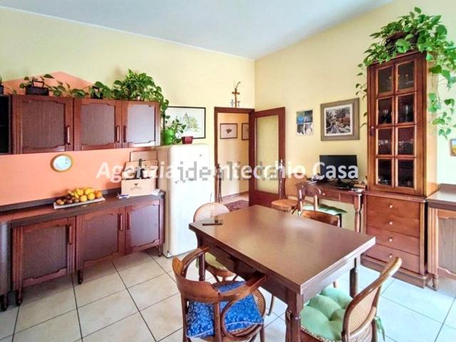 Appartamento in vendita di 136 m² in Via Antonio Cicognani