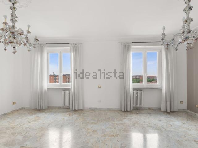 Appartamento in vendita di 136 m² in Via Andrea Sansovino, 125
