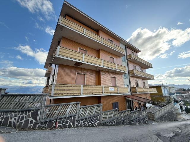 Appartamento in vendita di 136 m² in Via Aldo Moro, 6
