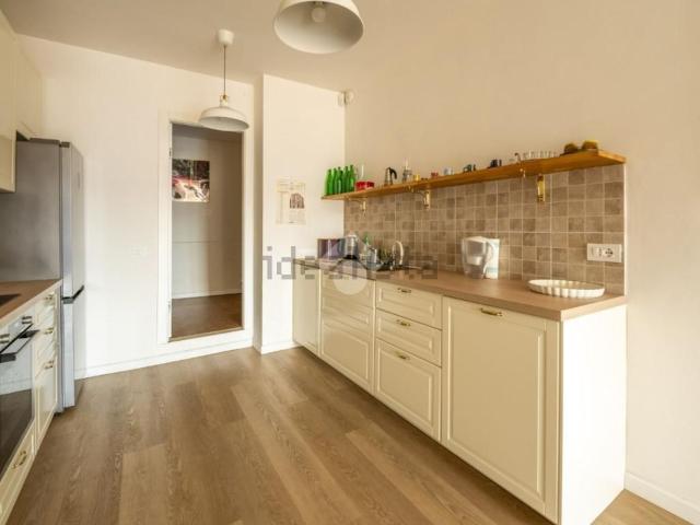 Appartamento in vendita di 136 m² in Via Brunati