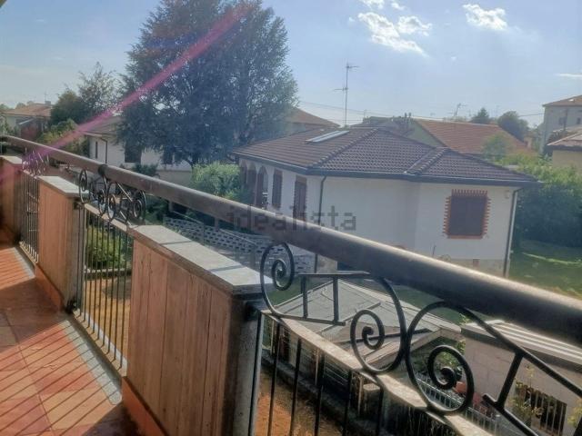 Appartamento in vendita di 136 m² in Via G. Pascoli