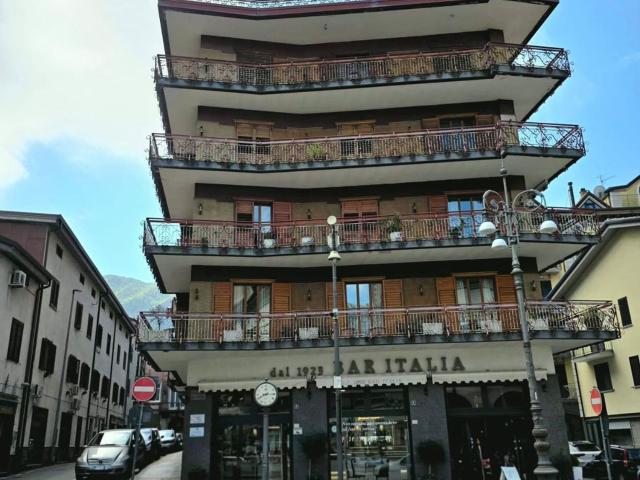 Appartamento in vendita di 136 m² in Via Garzilli