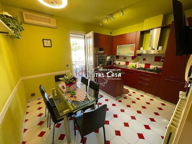 Appartamento in vendita di 136 m² in Via Guglielmo Marconi