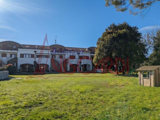 Appartamento in vendita di 136 m² in Via D. Manin, 79