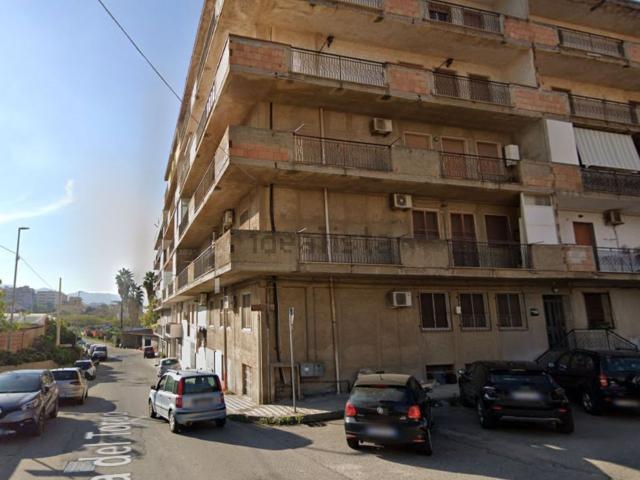 Appartamento in vendita di 136 m² in Via del Tordo