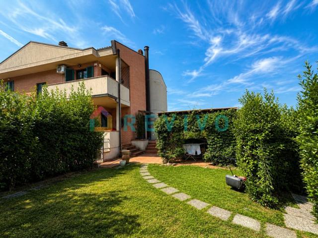 Appartamento in vendita di 136 m² in Via dello Zuccherificio