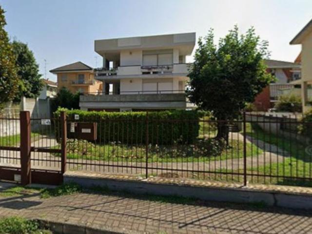 Appartamento in vendita di 136 m² in Via Francesco Rossi, 38