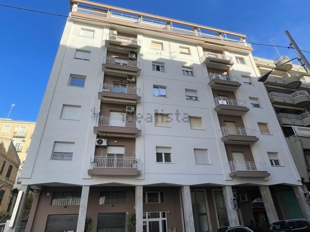 Appartamento in vendita di 136 m² in Via John F. Kennedy, 51