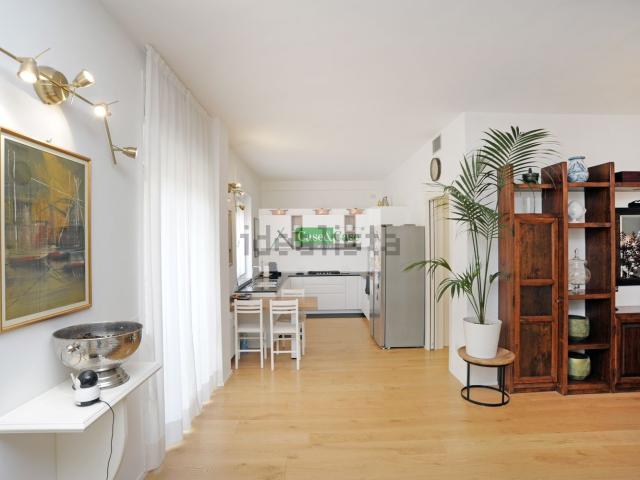Appartamento in vendita di 136 m² in Via Leone Tolstoi, 102