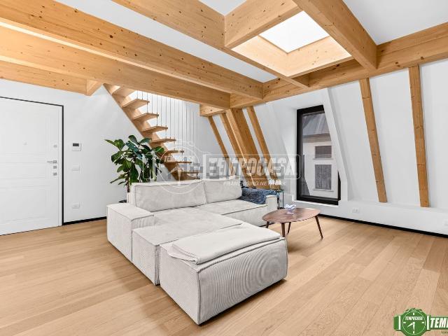 Appartamento in vendita di 136 m² in Via Luigi Galvani, 15