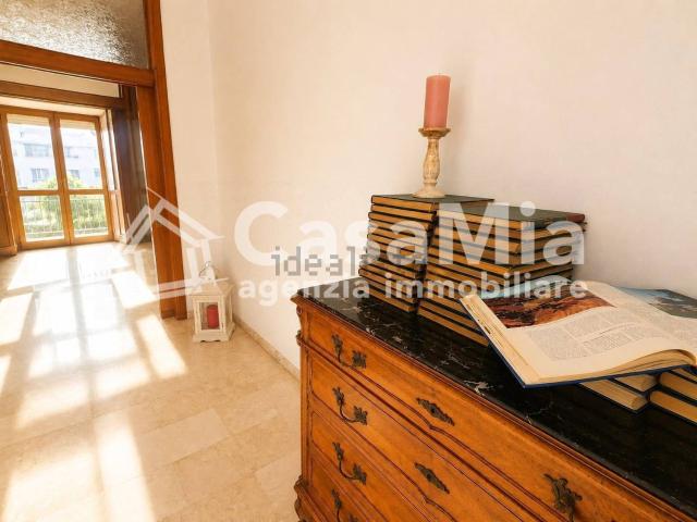 Appartamento in vendita di 136 m² in Via Monte Nevoso